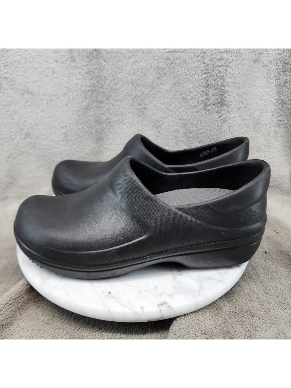 Crocs Shoes Womens Size 9 Black Slip On Clogs *Read*